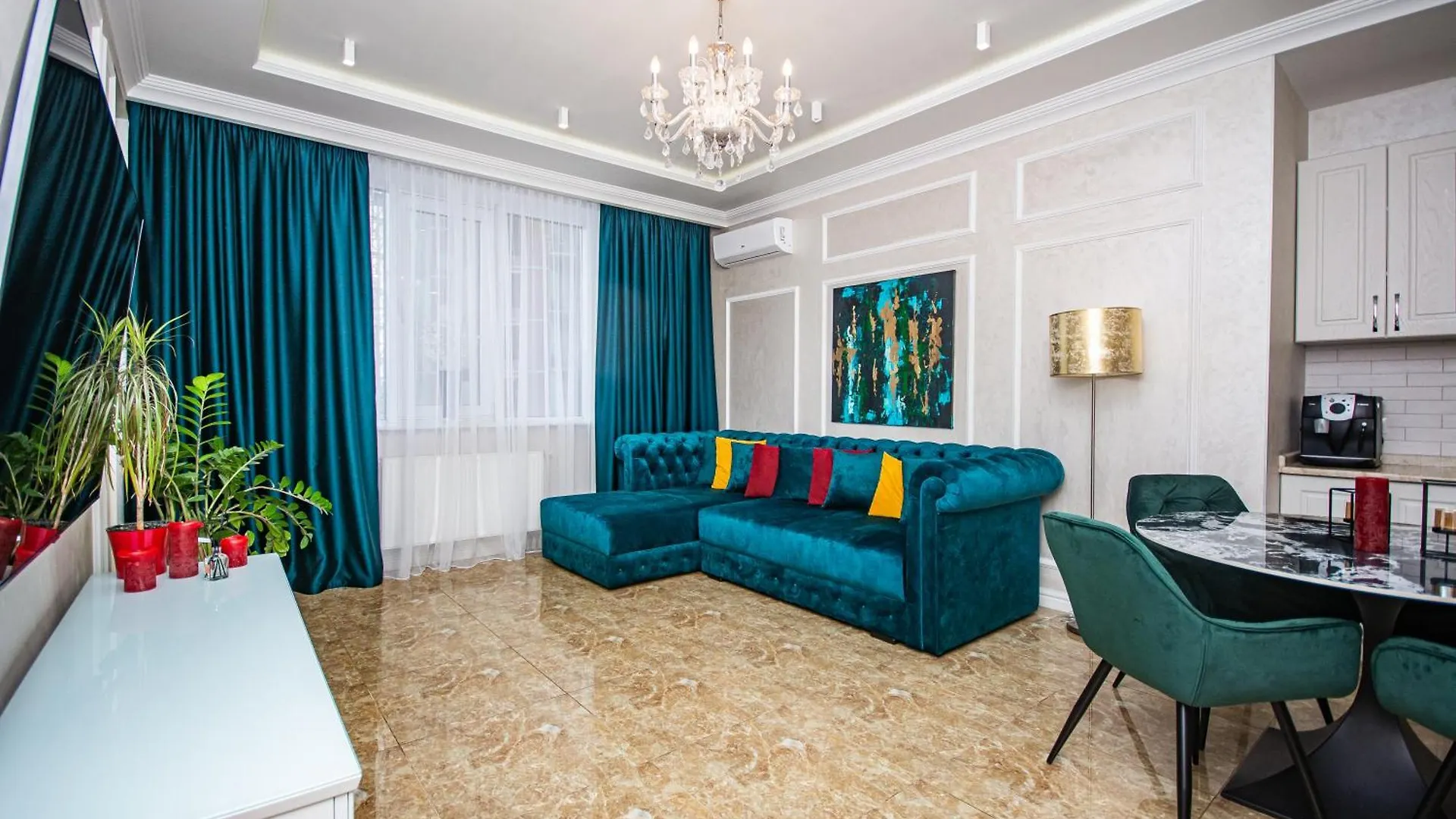 דירות קייב Luxury For Business & Pleasure Royal 1