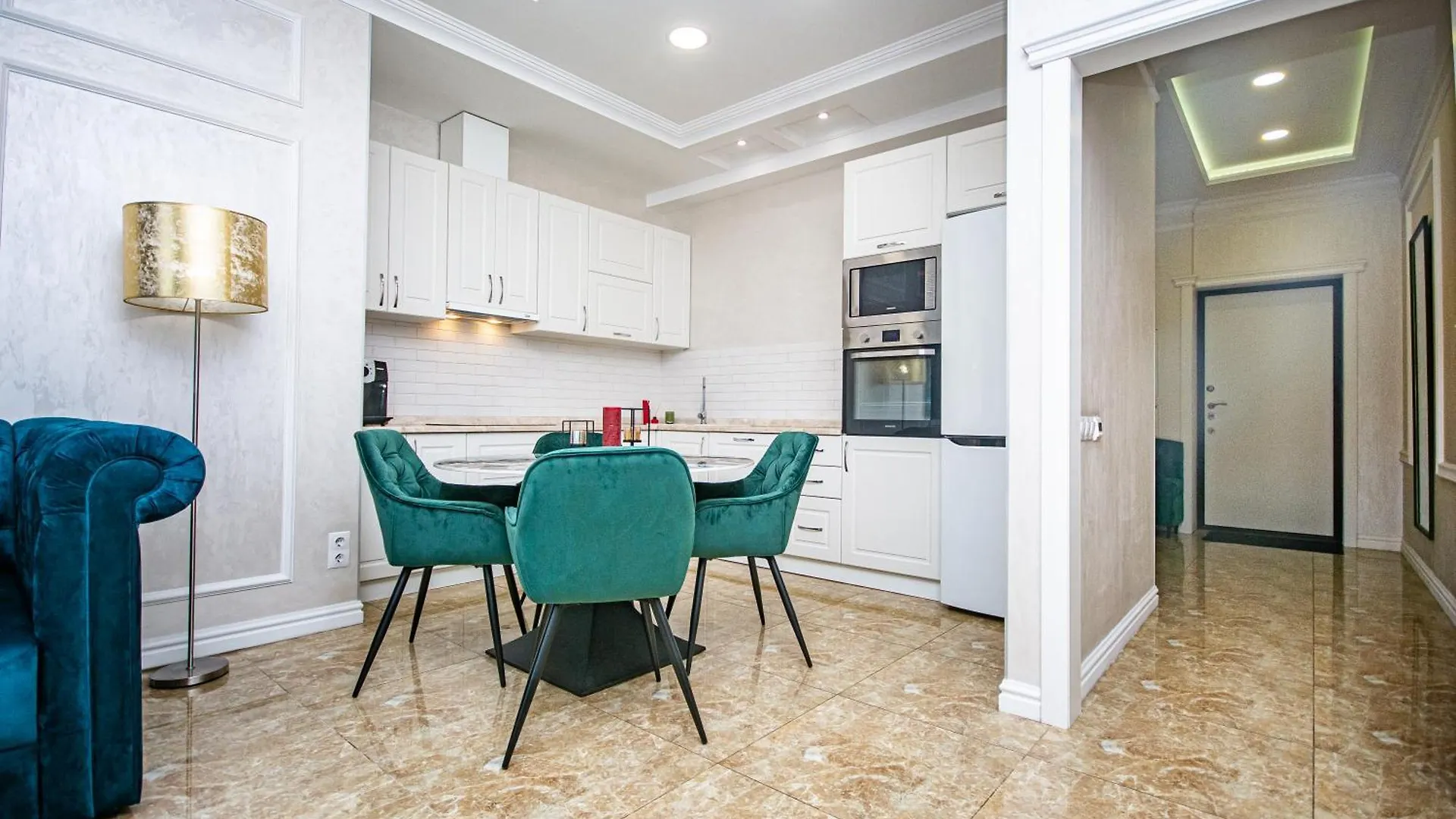 Ferienwohnung Luxury For Business & Pleasure Royal 1 Kiew 0*,